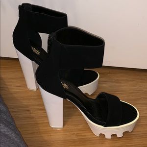 Charlotte Russe platform chunky heels